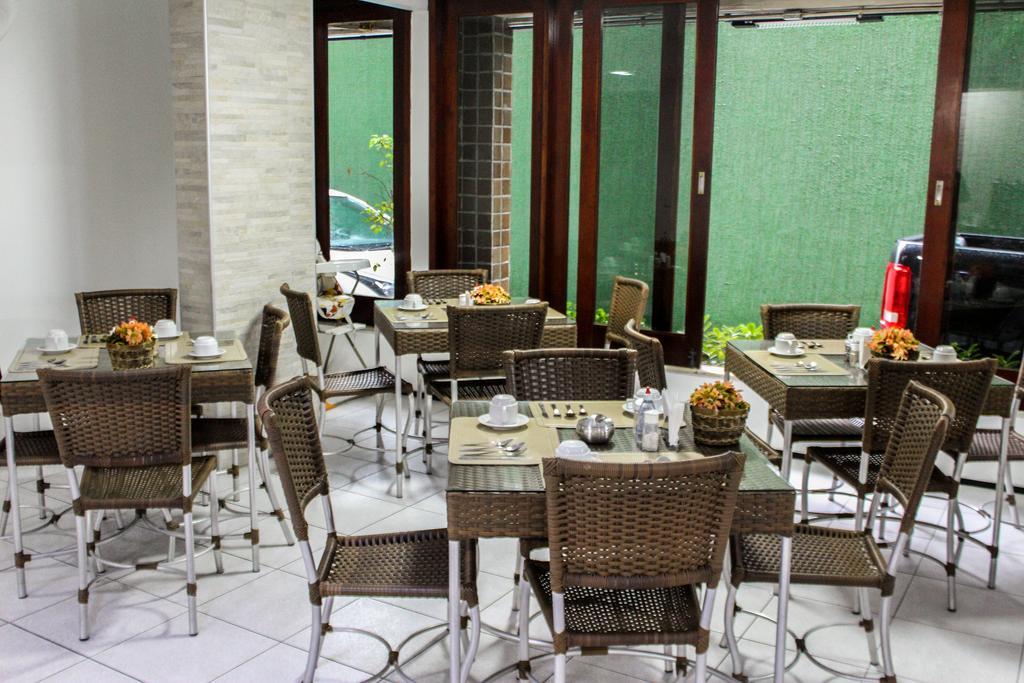 פורטאלזה Abrolhos Praia Hotel מראה חיצוני תמונה